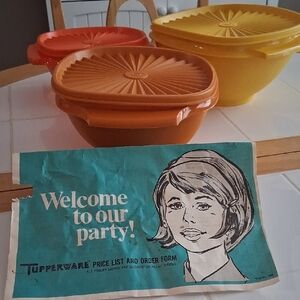 Tupperware Bright Orange and Yellow Nested Mixing Bowls with Lids